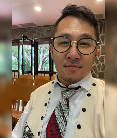 羅以老師