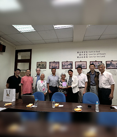 石孜理獎學金委員會成員參訪
