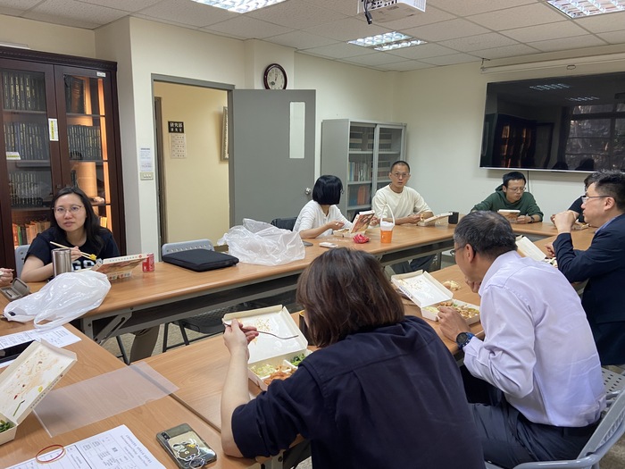 期初聚餐一圖片