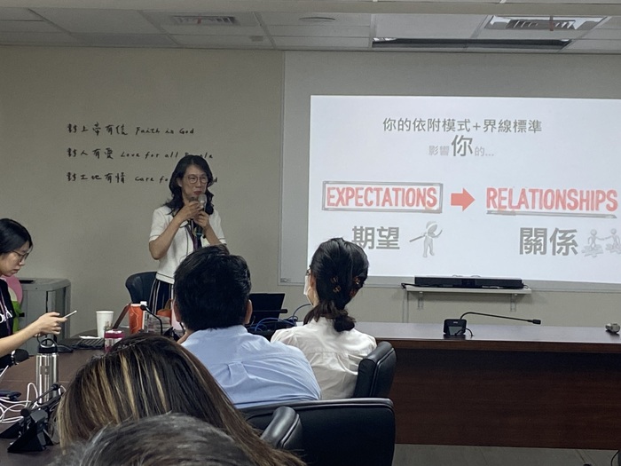 講員：江秀圈執行長